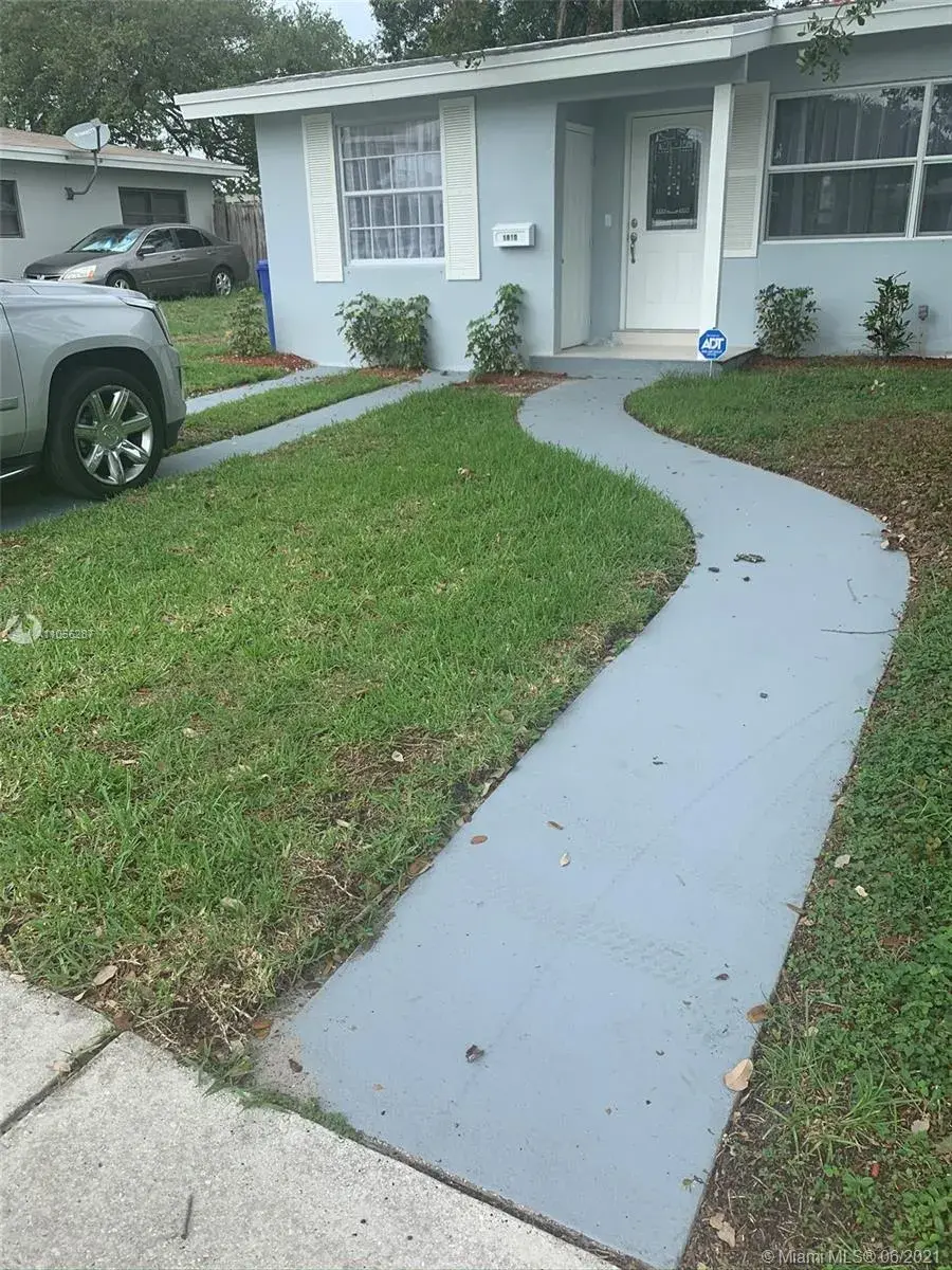 1810 SW 22nd Ave, Fort Lauderdale FL 33312