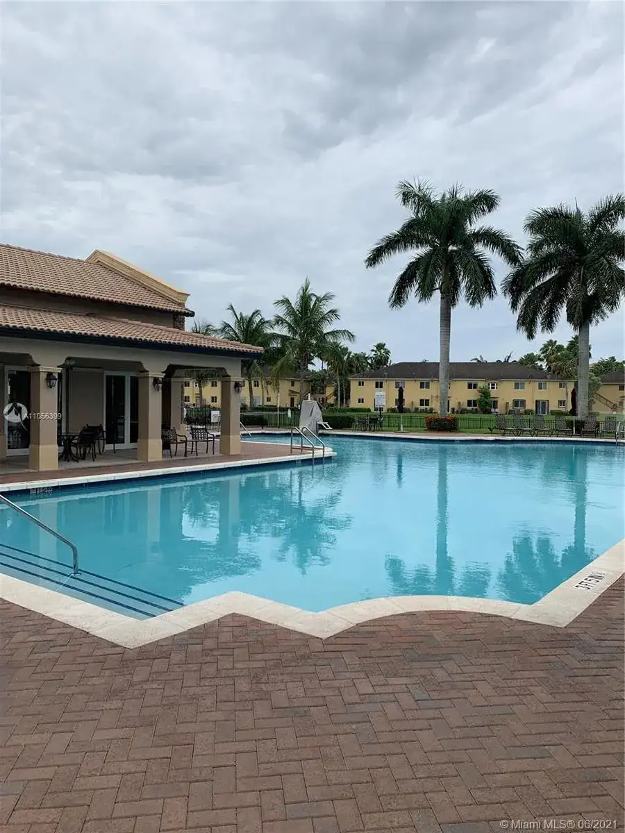 3395 NE 9th St # 101, Homestead FL 33033 photo 3