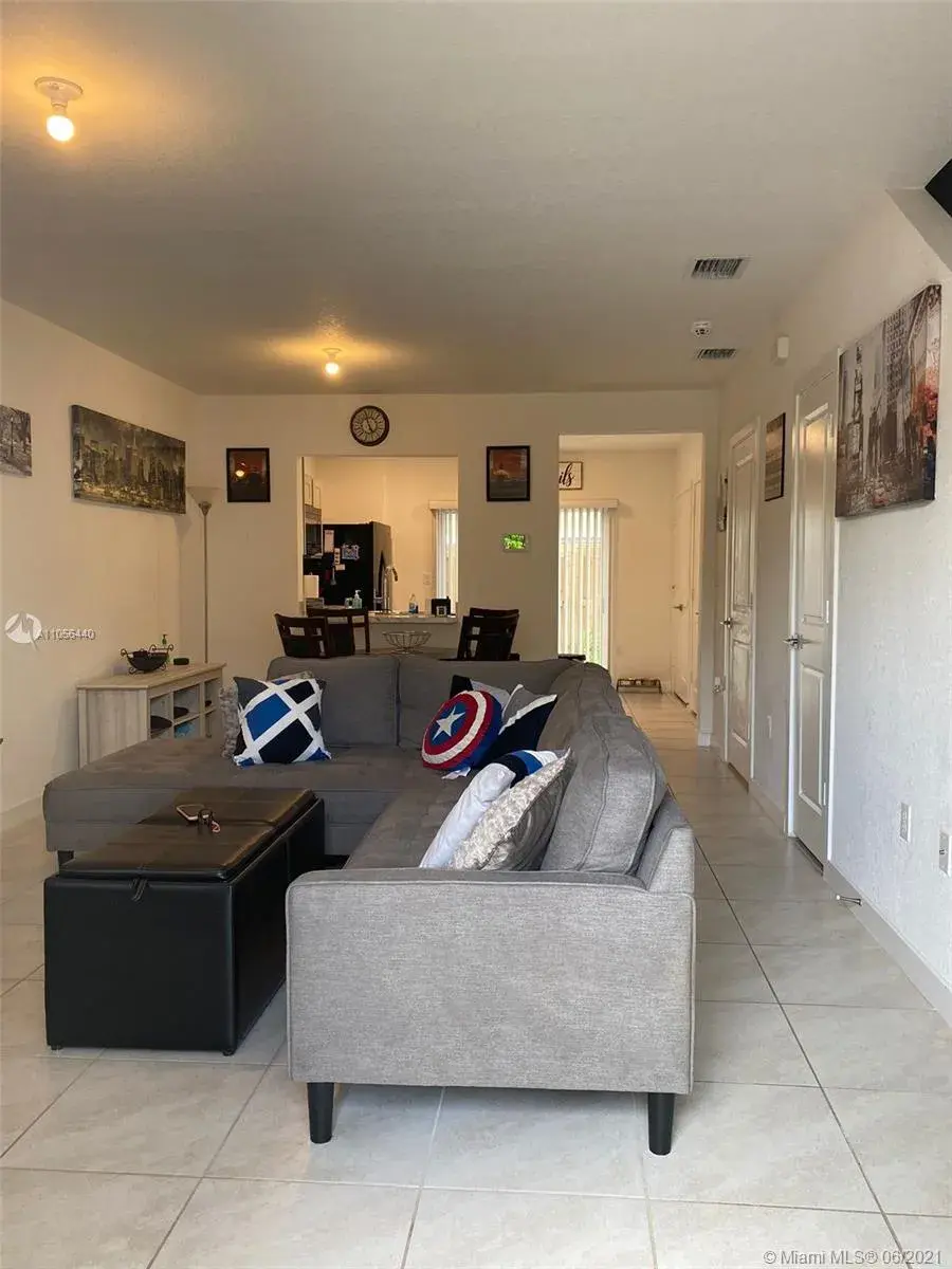 540 NE 5th Ln, Florida City FL 33034
