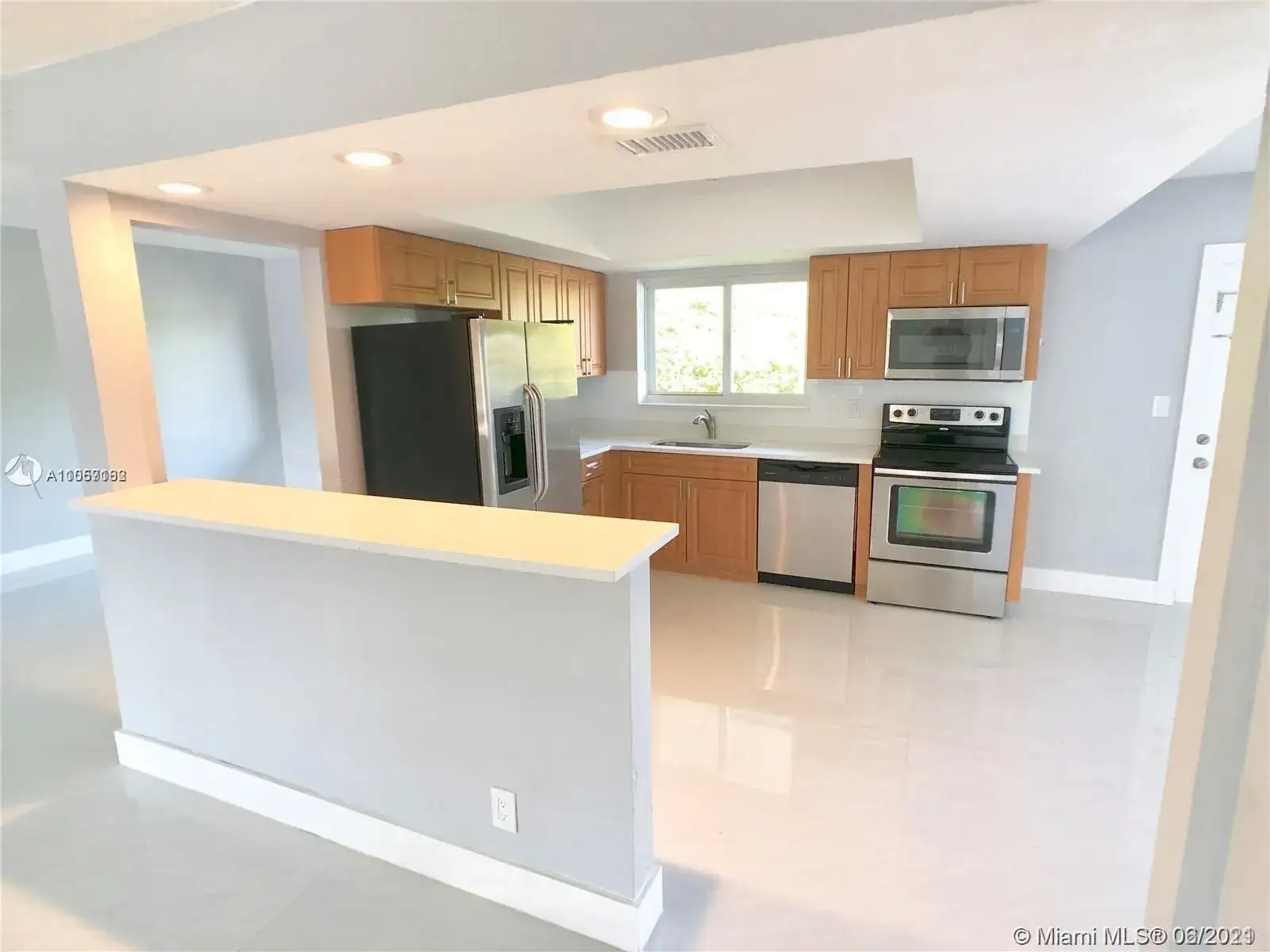2900 NW 9th Ave, Wilton Manors FL 33311 photo 5