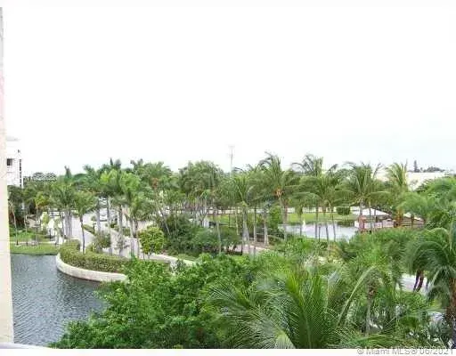 703 Crandon Blvd # 403, Key Biscayne FL 33149