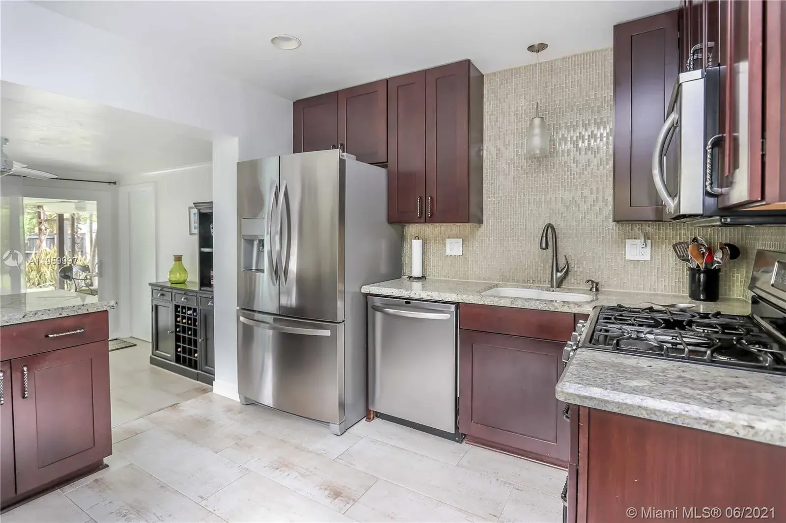1623 Fletcher St, Hollywood FL 33020