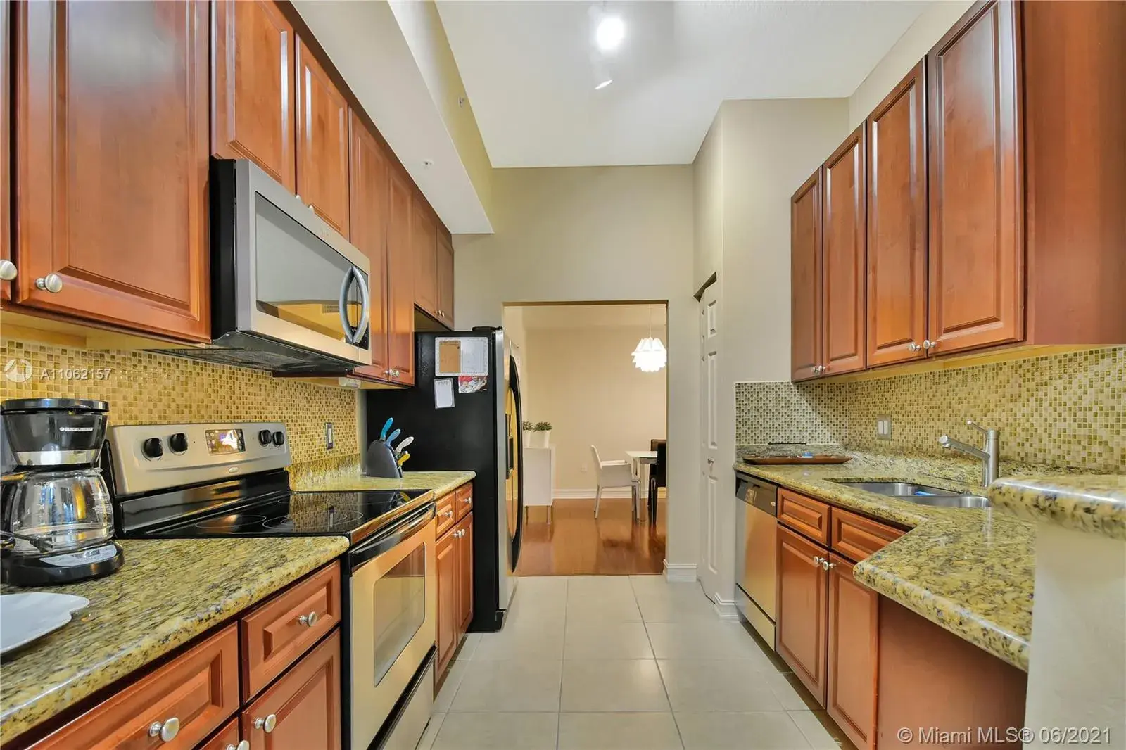 3001 NE 185th St # 121, Aventura FL 33180