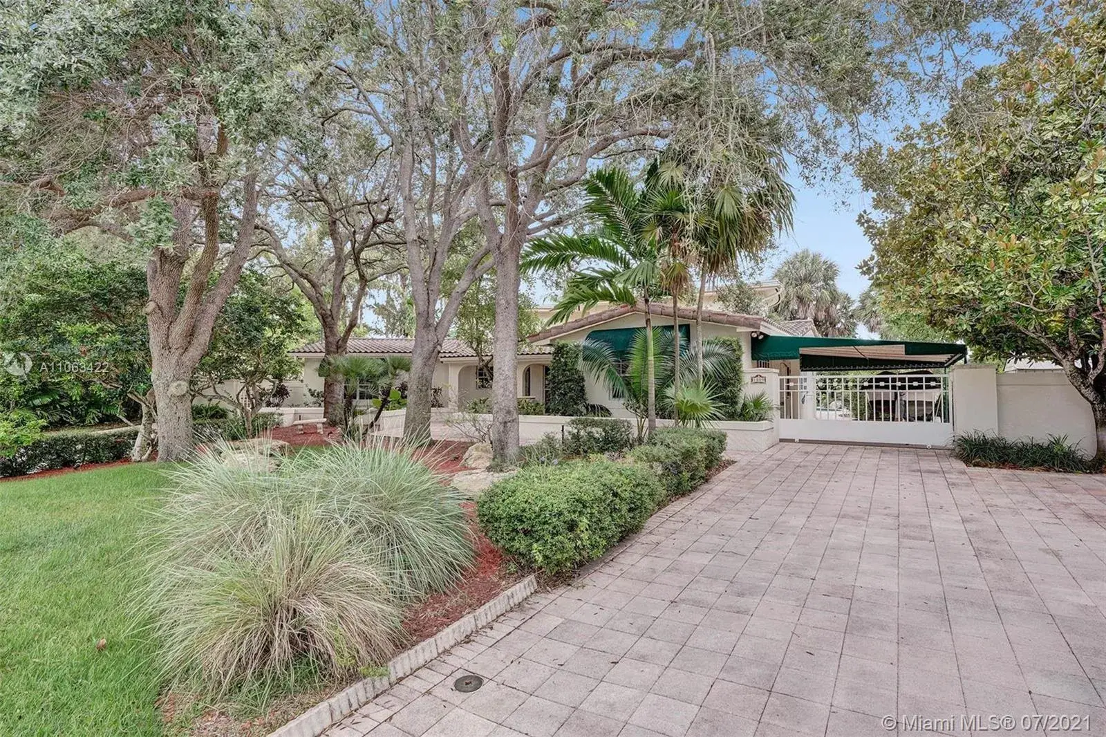1809 Coral Gardens Dr, Wilton Manors FL 33306