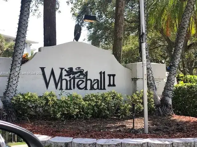 1711 Whitehall Dr # 106, Davie FL 33324 photo 2