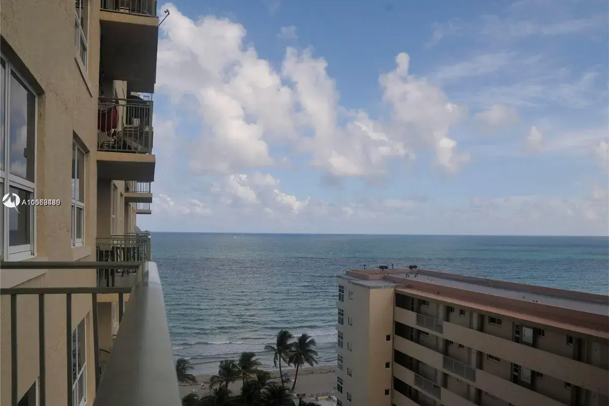 2080 S Ocean Dr # 1005, Hallandale Beach FL 33009