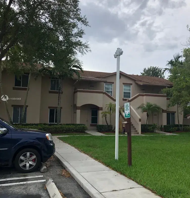 4545 Oak Terrace Dr # 4545, Green Acres FL 33463