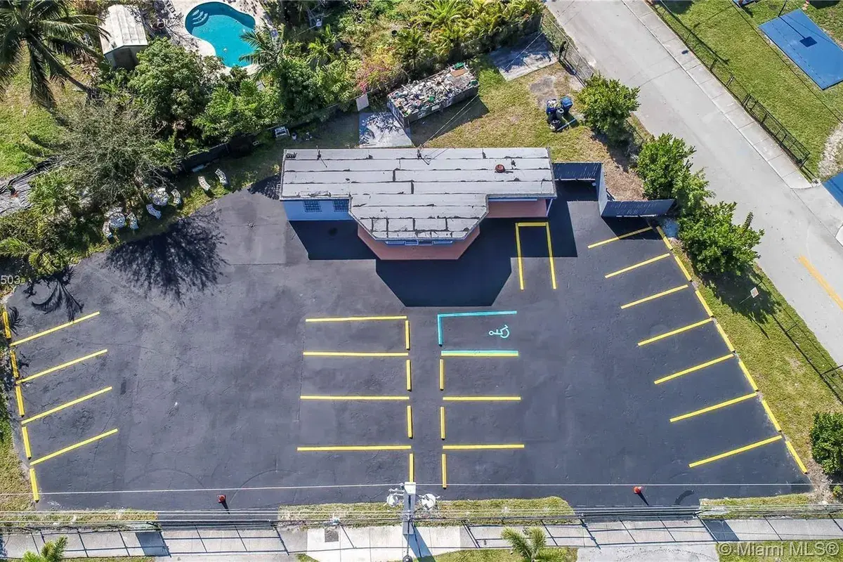 820 Foster Rd, Hallandale Beach FL 33009
