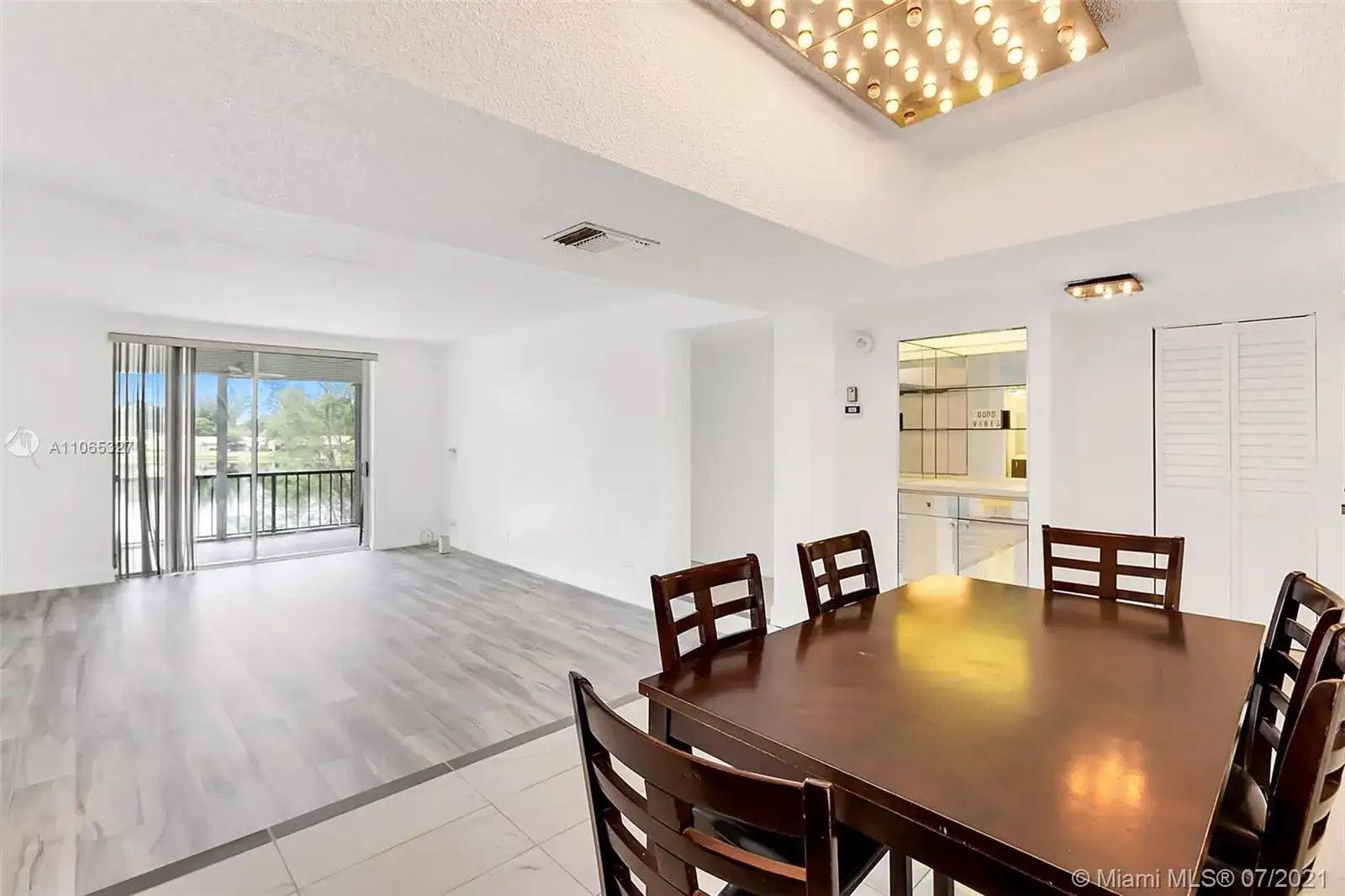 3720 Inverrary Dr # 3E, Lauderhill FL 33319 photo 2