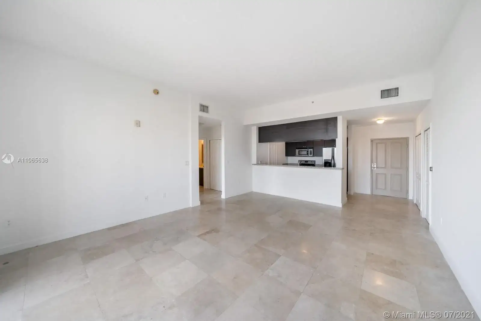 2650 SW 37th Ave # 906, Miami FL 33133 photo 2