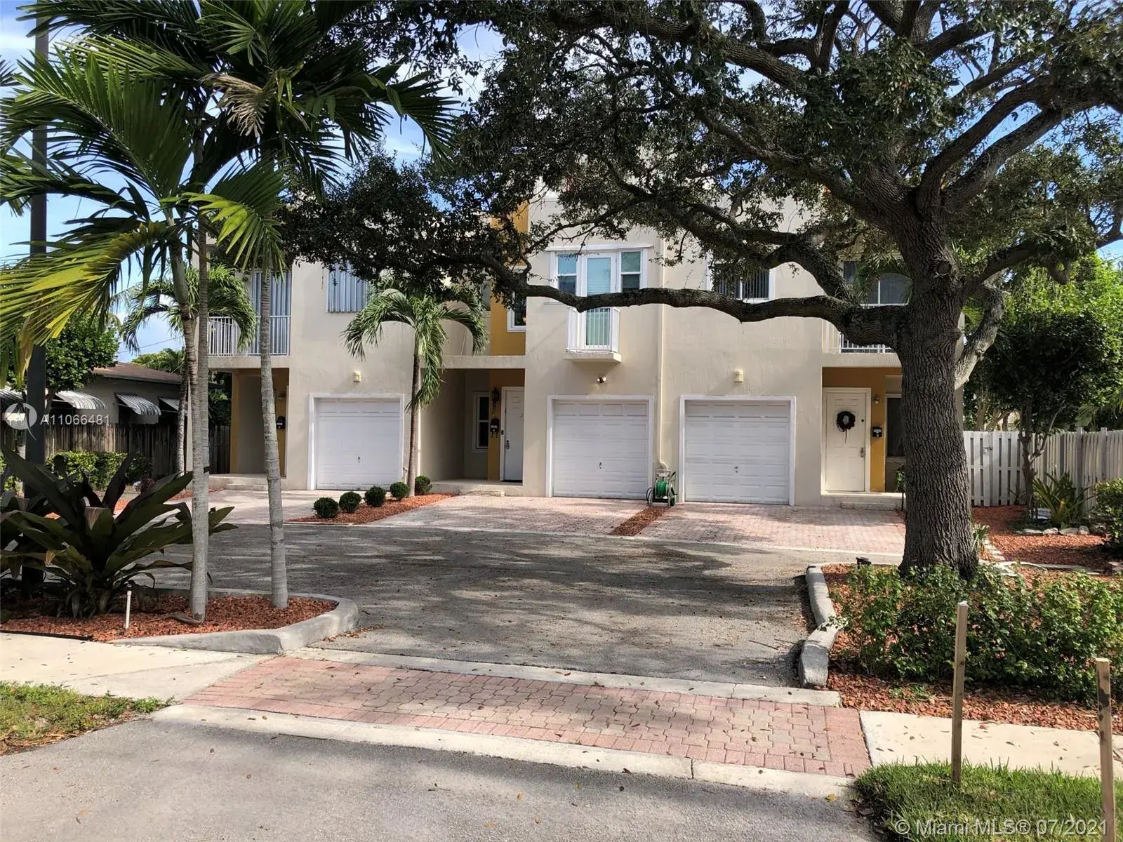 1115 N 17th Ave # 2, Hollywood FL 33020
