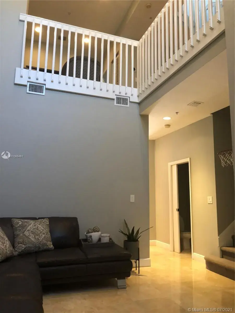 1115 N 17th Ave # 2, Hollywood FL 33020