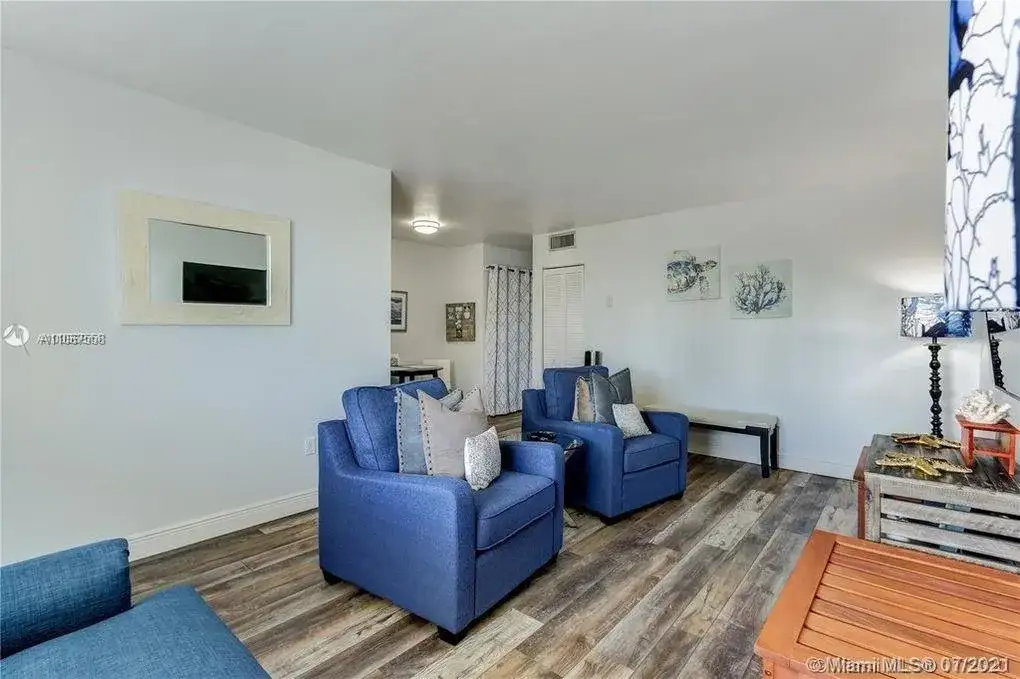 363 Washington Ave # 62, Miami Beach FL 33139 photo 2