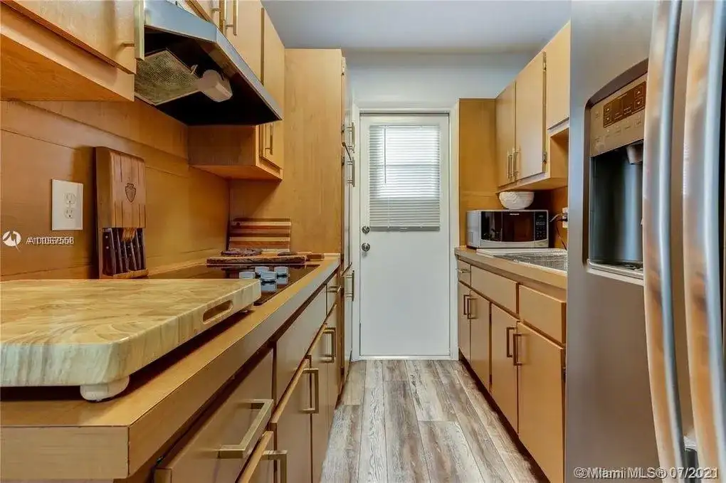 363 Washington Ave # 62, Miami Beach FL 33139 photo 4