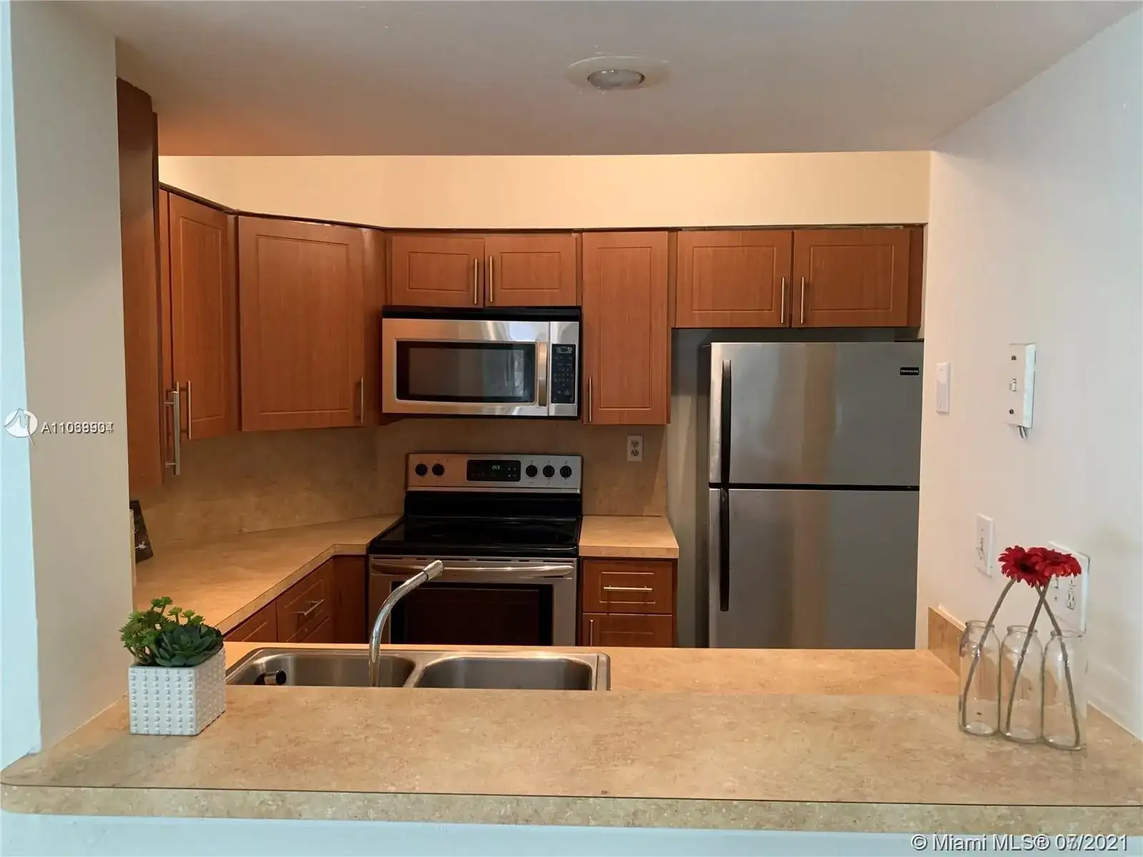 1708 NW 81st Way, Plantation FL 33322 photo 4