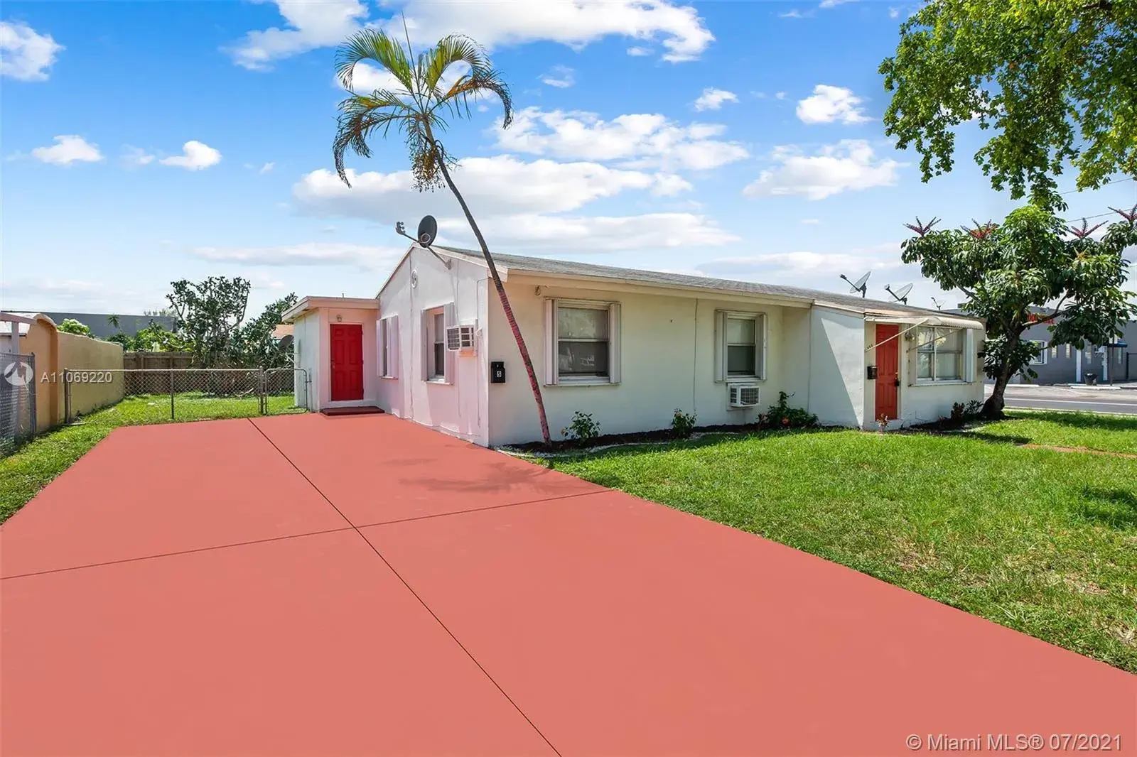 822 N 20th Ave, Hollywood FL 33020