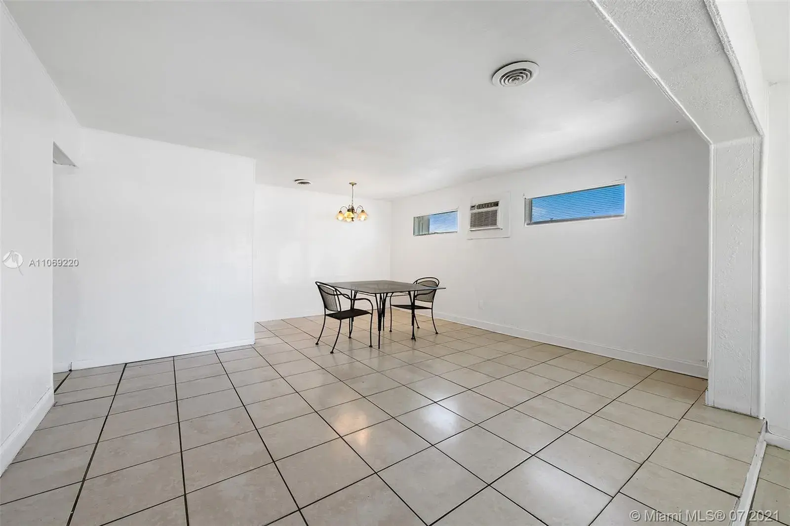 822 N 20th Ave, Hollywood FL 33020
