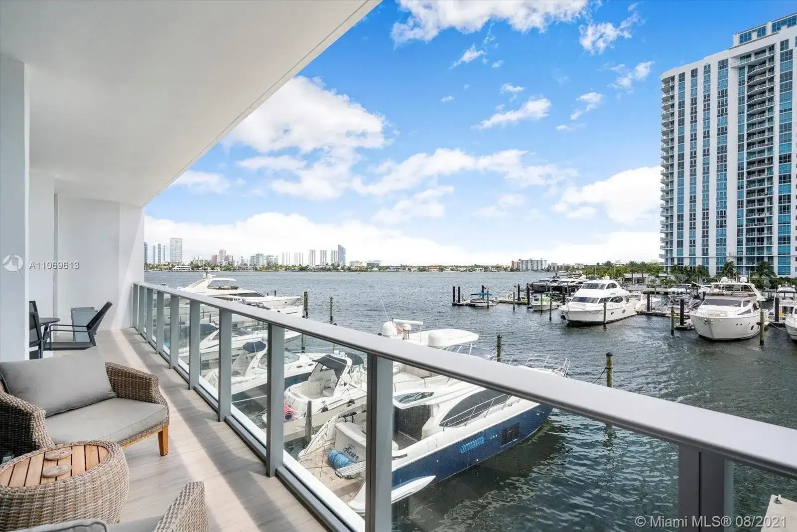 17301 Biscayne Blvd # 205, North Miami Beach FL 33160 photo 2