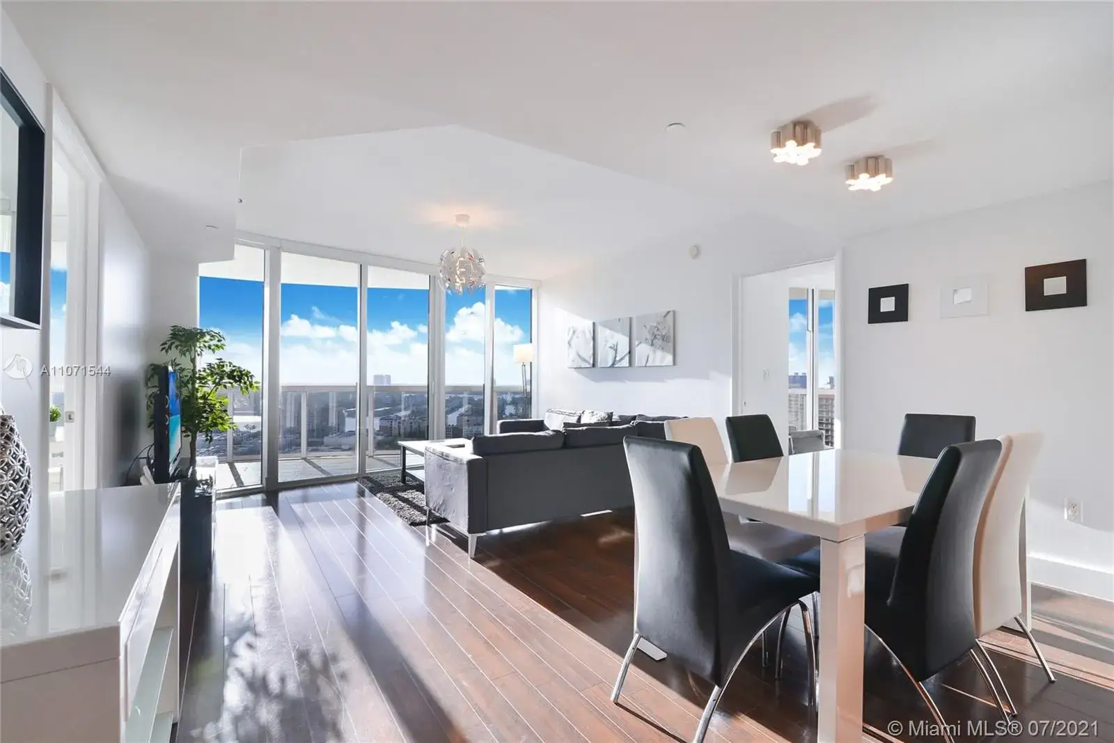 17201 Collins Ave # 2409, Sunny Isles Beach FL 33160