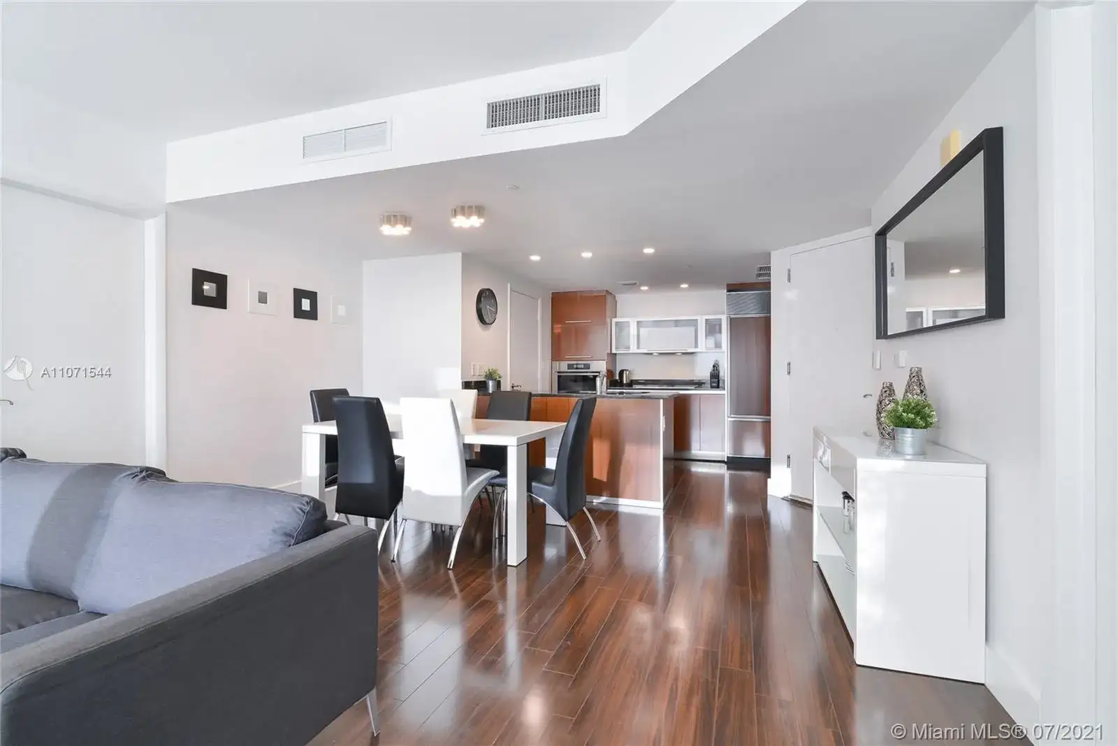 17201 Collins Ave # 2409, Sunny Isles Beach FL 33160 photo 5