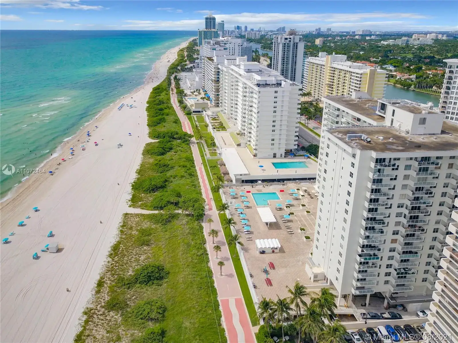 2 bedroom 2 bath Residential for sale at 5701 Collins Ave # 1215, Miami Beach FL 33140