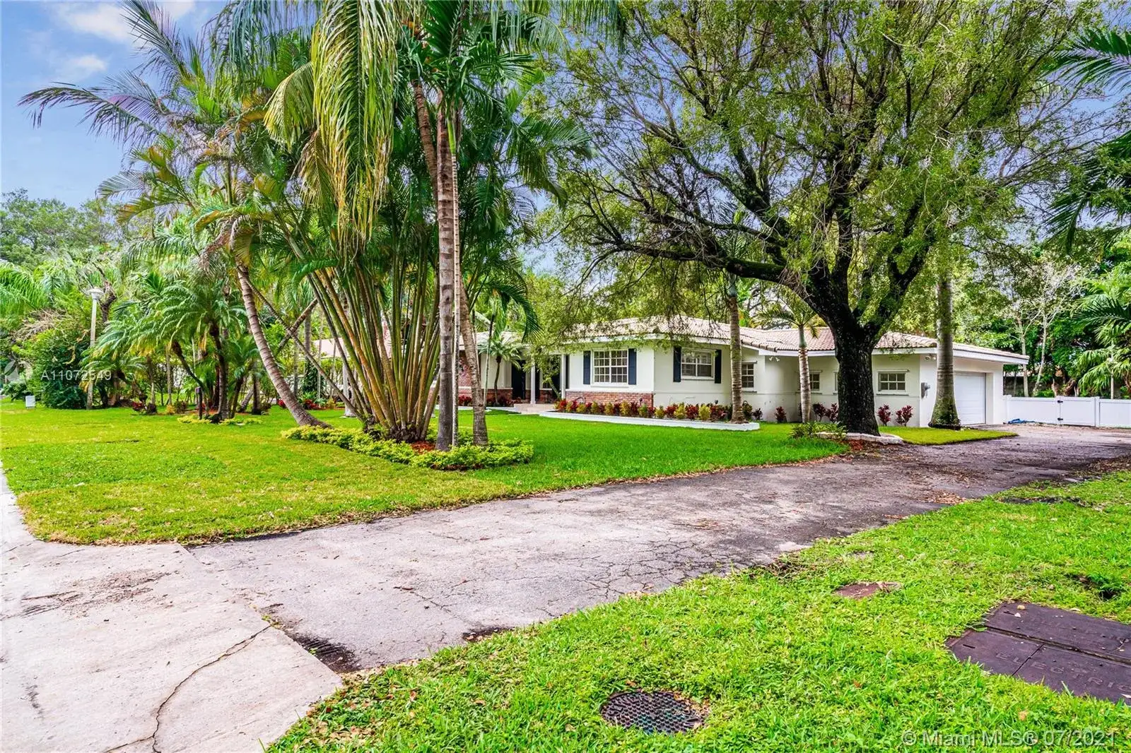 4756 Bay Point Rd, Miami FL 33137 photo 5