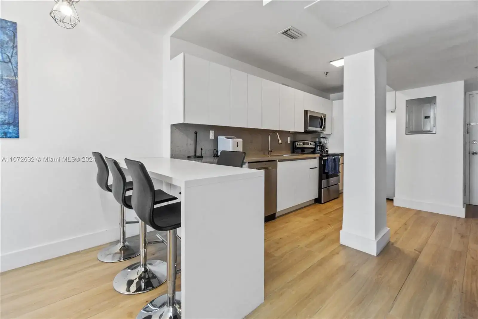 100 Lincoln Rd # 1627, Miami Beach FL 33139 photo 5