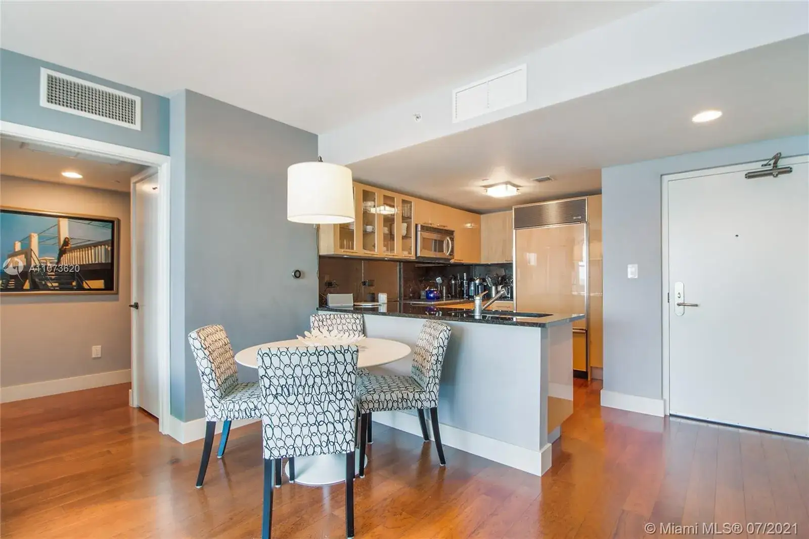 1 bedroom 1 bath Residential for sale at 6801 Collins Ave # 1101, Miami Beach FL 33141