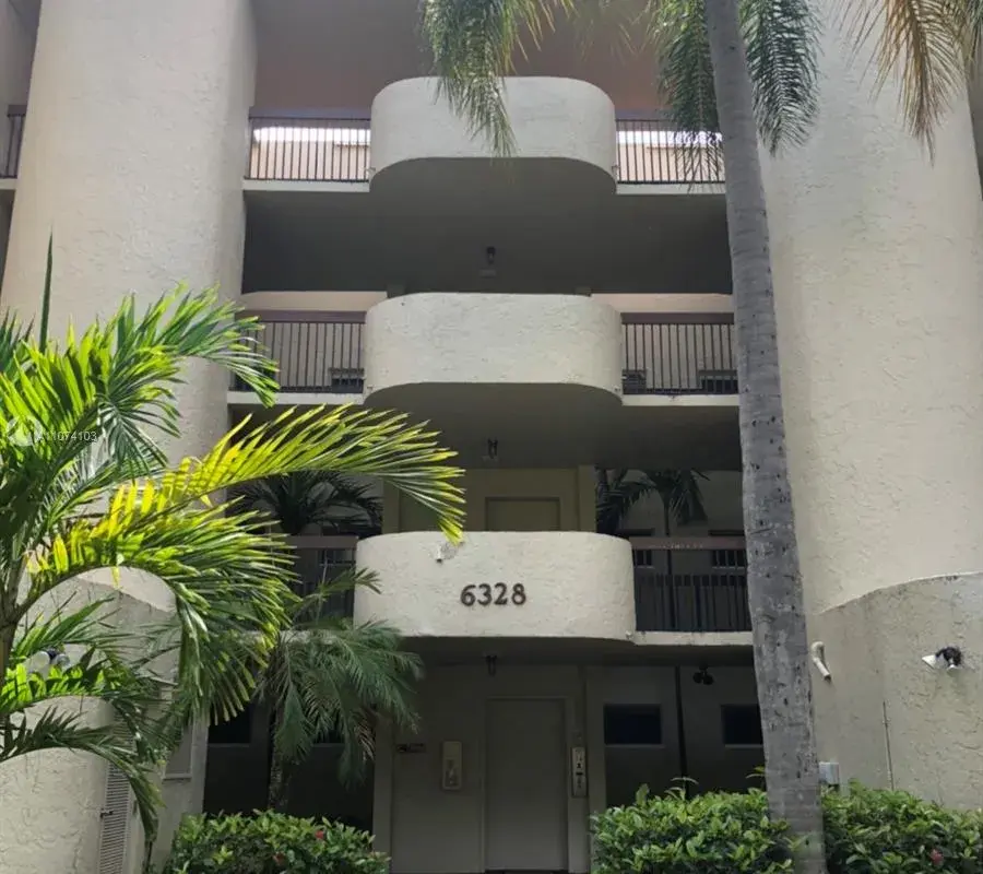 6328 W Longboat Ln W # 201, Boca Raton FL 33433