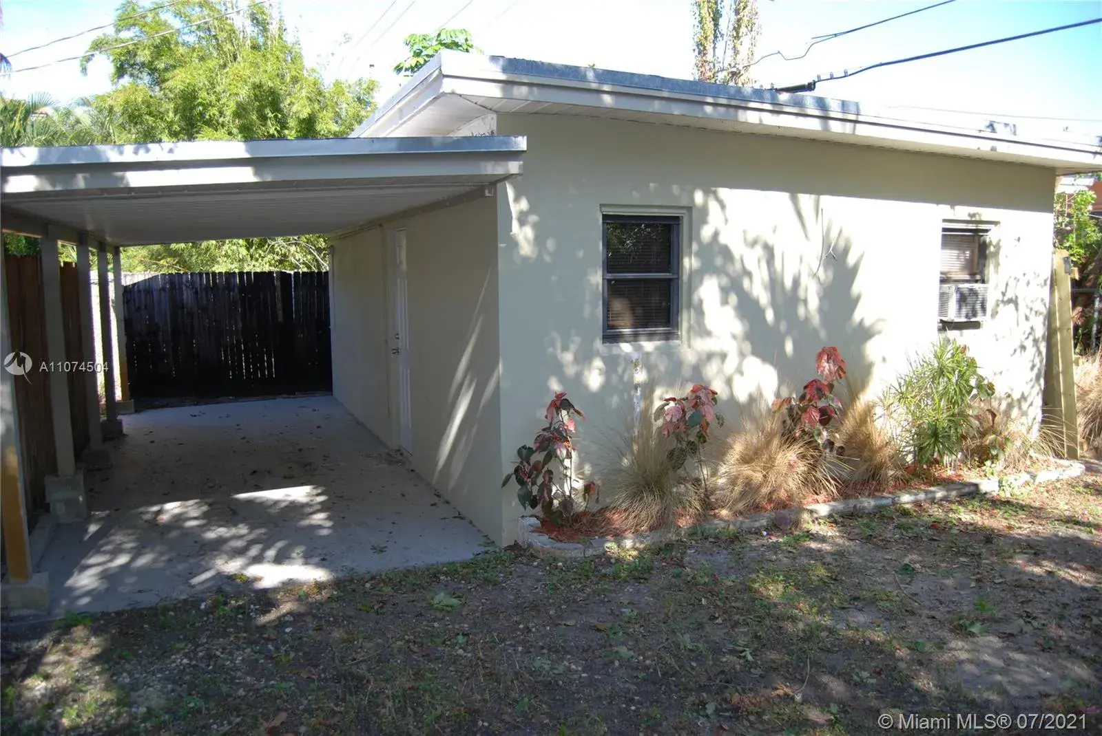 1216 NE 14th Ave Rear, Fort Lauderdale FL 33304