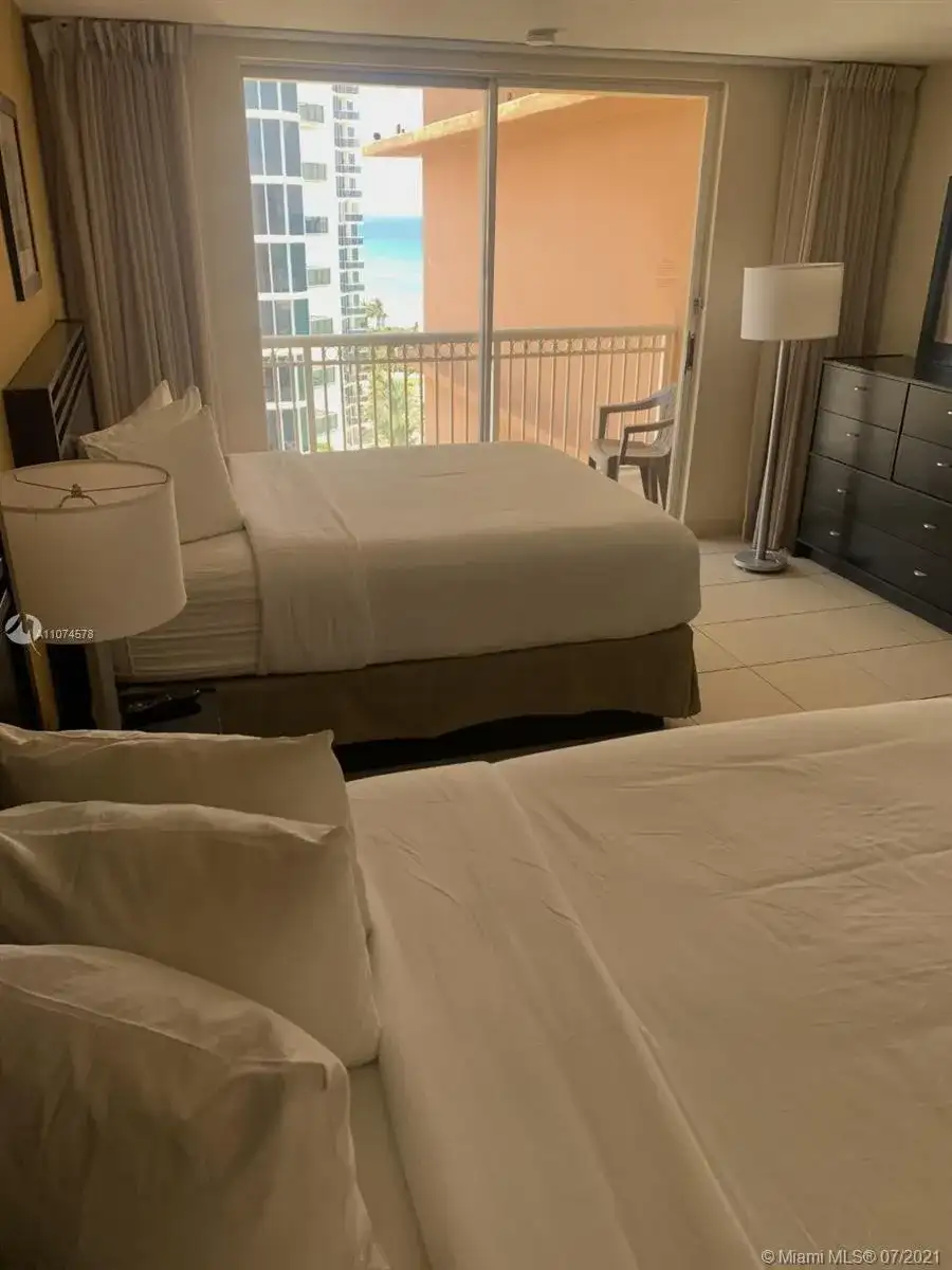19201 Collins Ave # 1117, Sunny Isles Beach FL 33160 photo 5