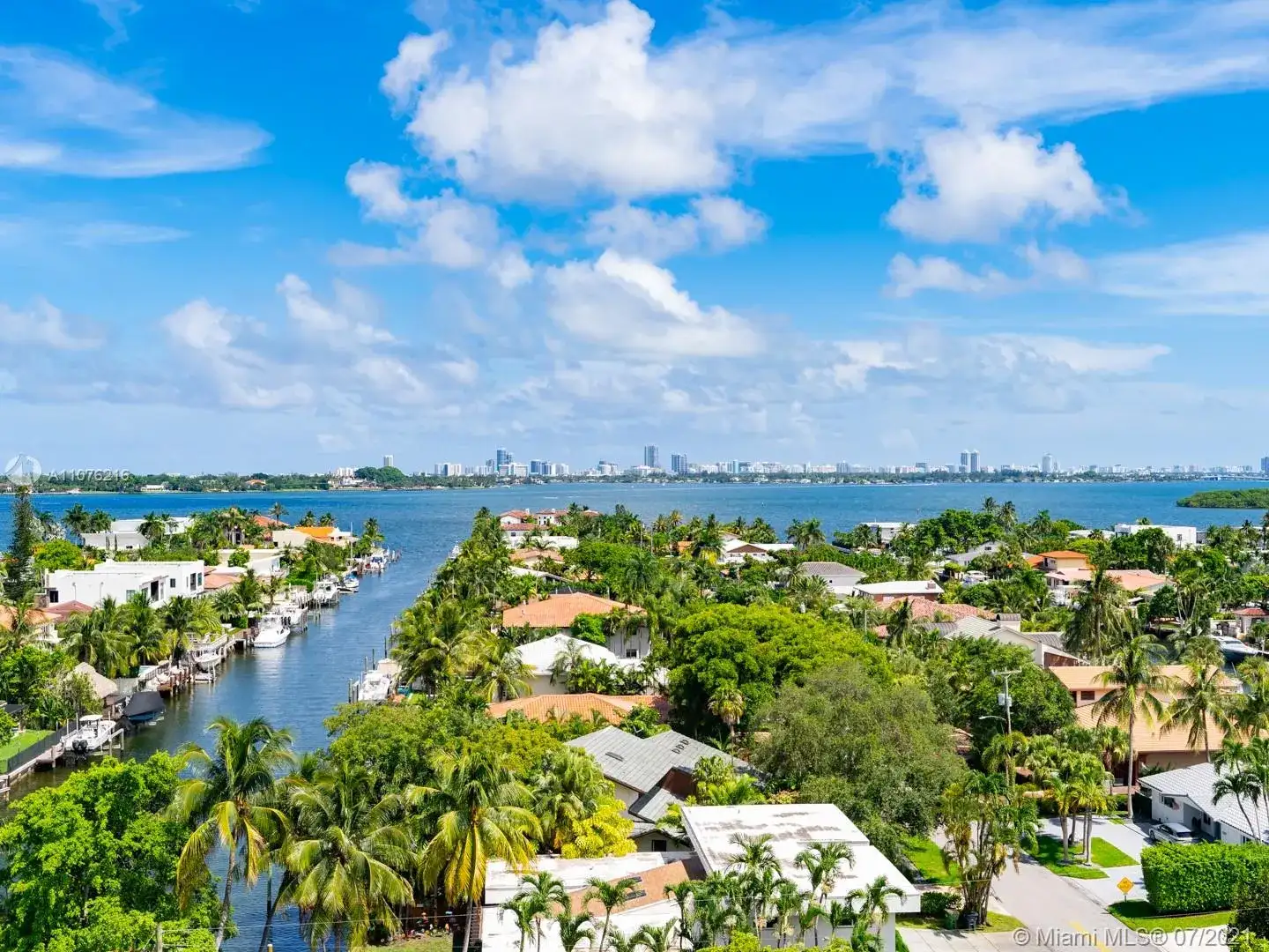 2100 Sans Souci Blvd # B901, North Miami FL 33181 photo 2