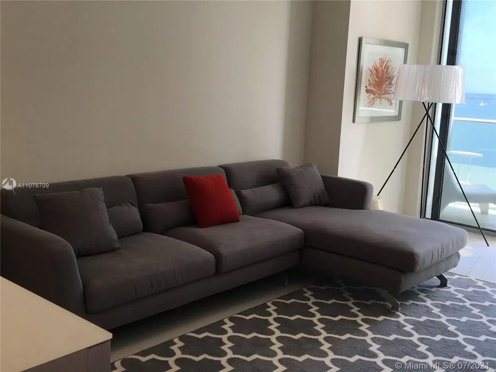 1300 Brickell Bay Drive # 1607, Miami FL 33131 photo 3
