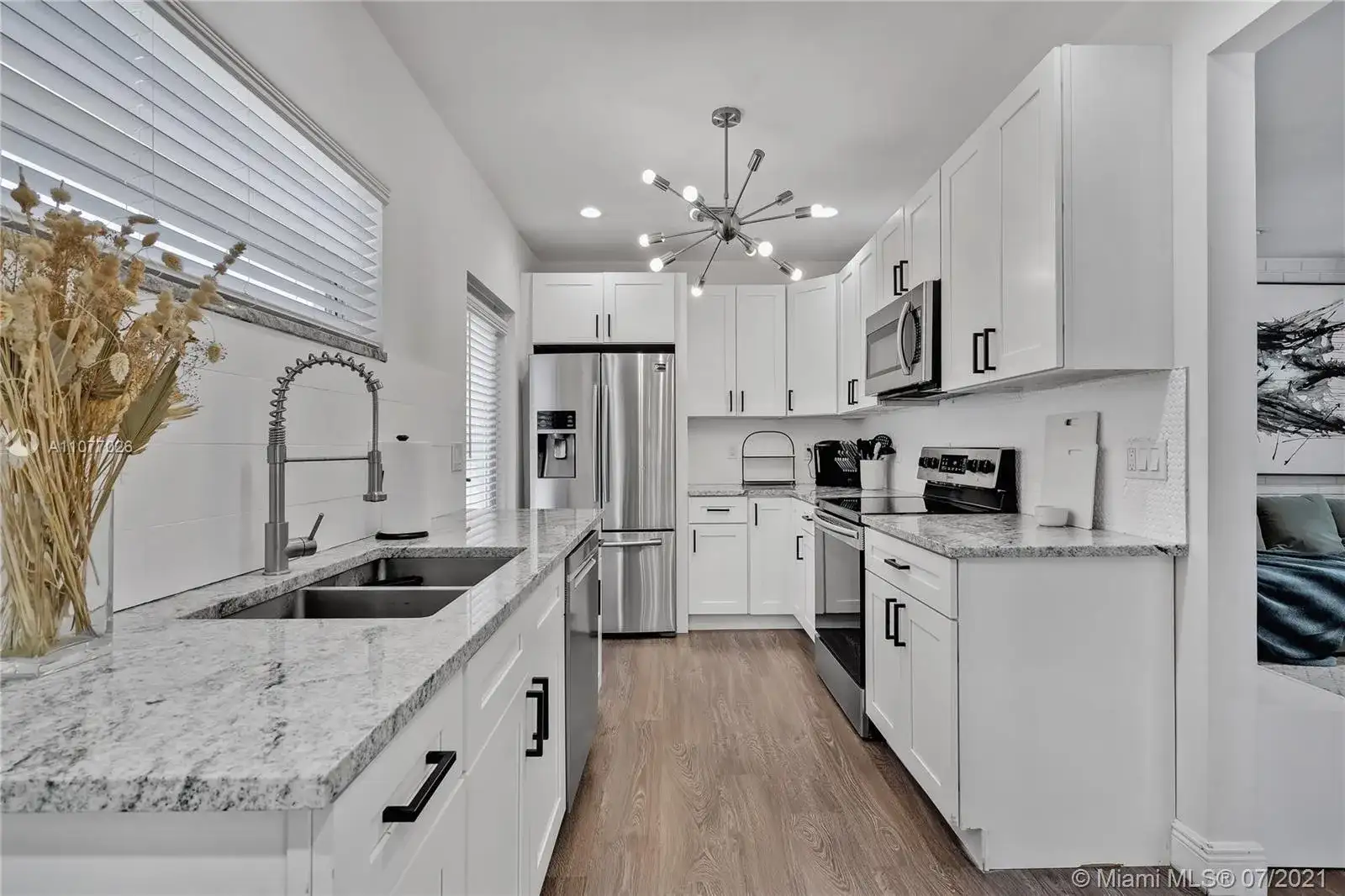 1013 S 24th Ave, Hollywood FL 33020 photo 2