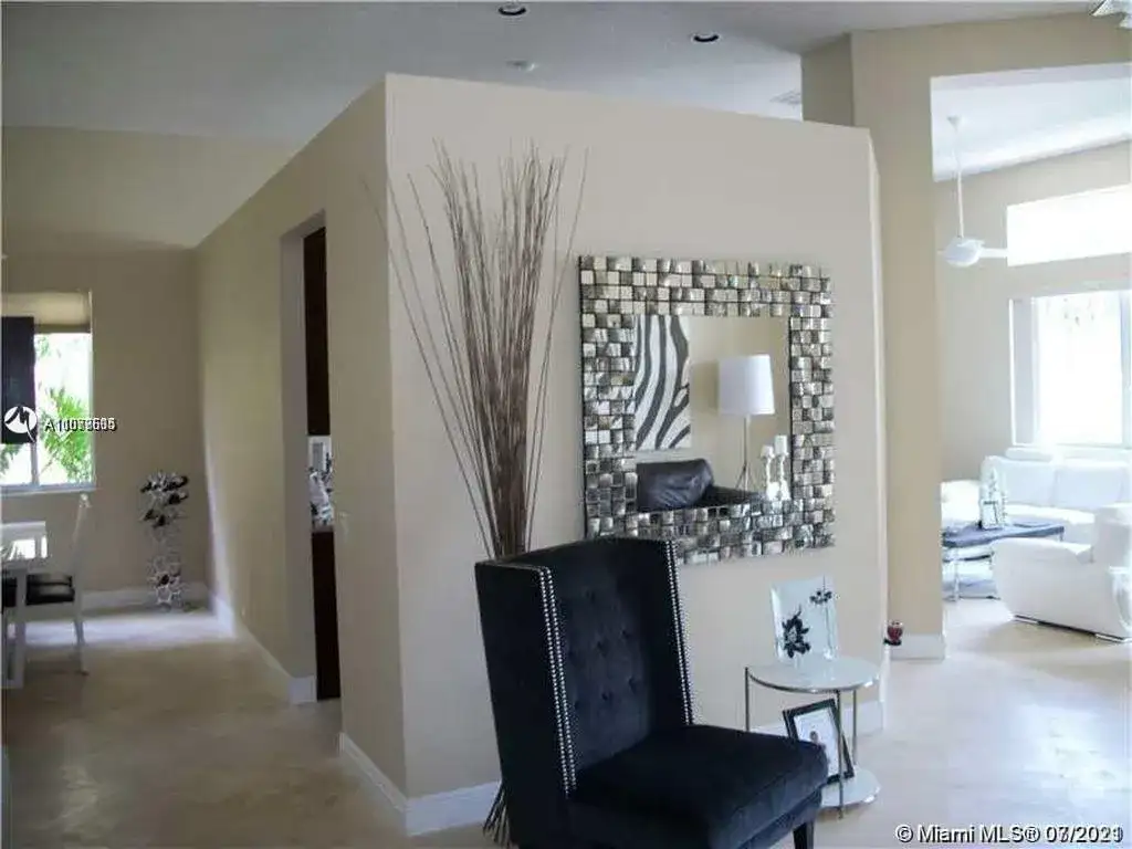 1290 Camellia Ln, Weston FL 33326 photo 3