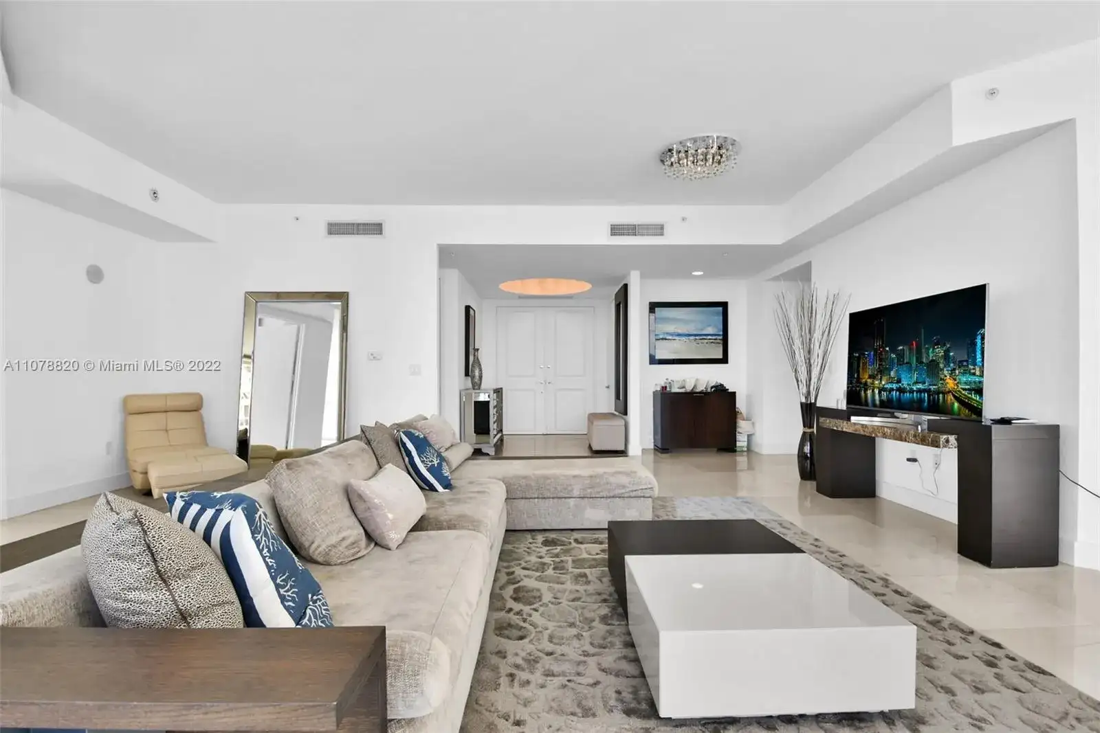 18101 Collins Ave # 3309, Sunny Isles Beach FL 33160 photo 5