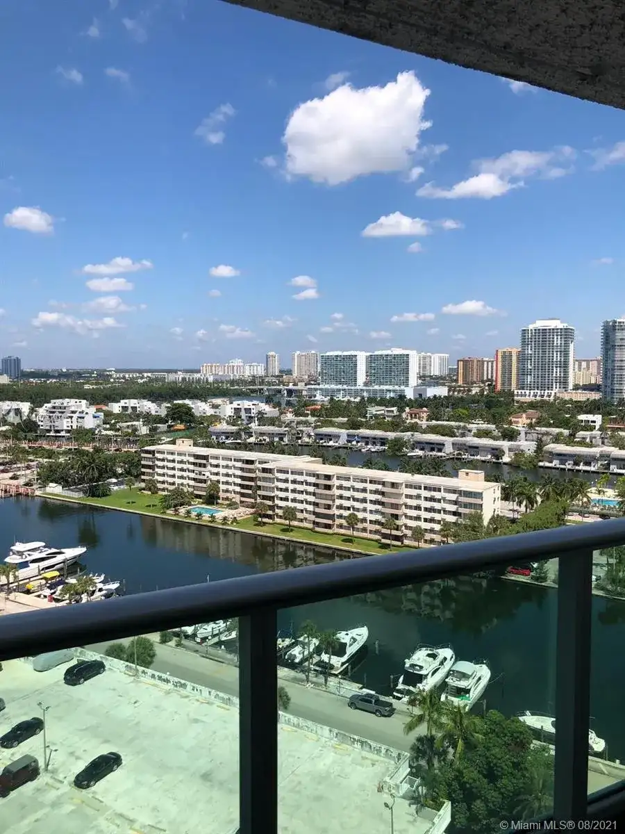 100 Bayview Dr # 1701, Sunny Isles Beach FL 33160 photo 5
