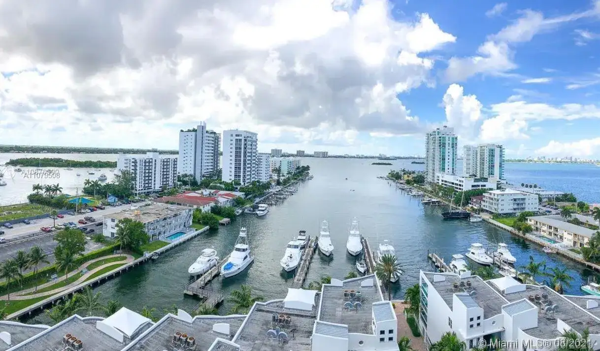 7900 Harbor Island Dr # 1214, North Bay Village FL 33141 photo 3