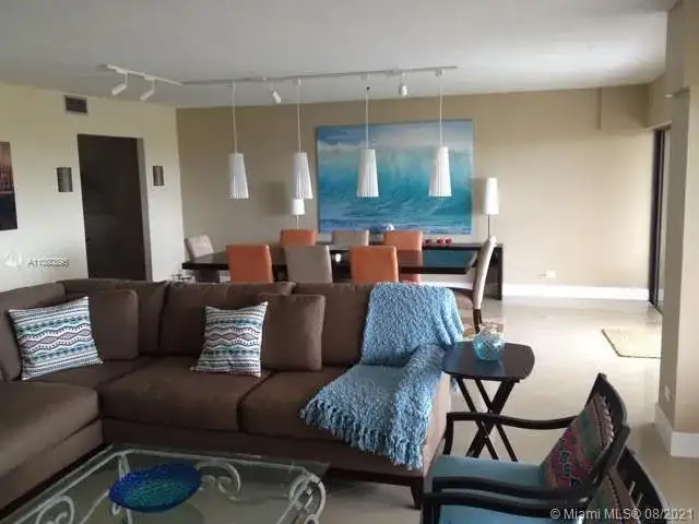 1800 NE 114th St # 1201, Miami FL 33181 photo 4