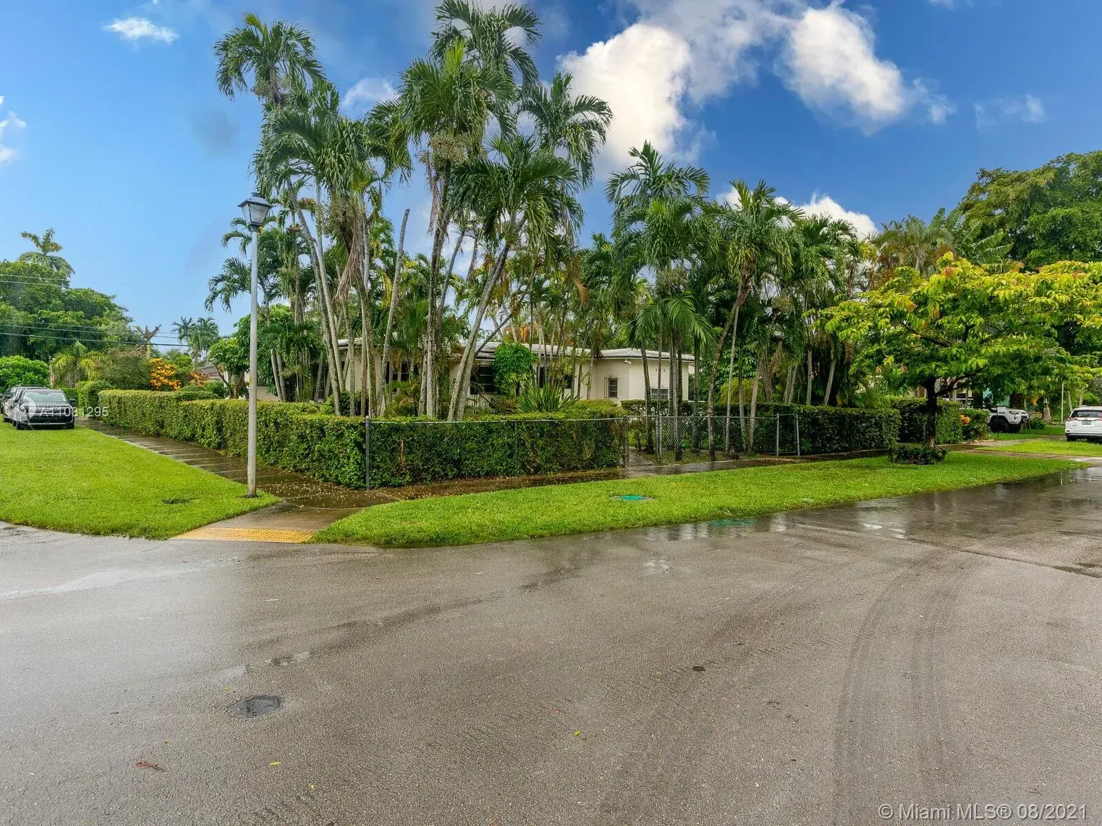380 Morningside Dr, Miami Springs FL 33166