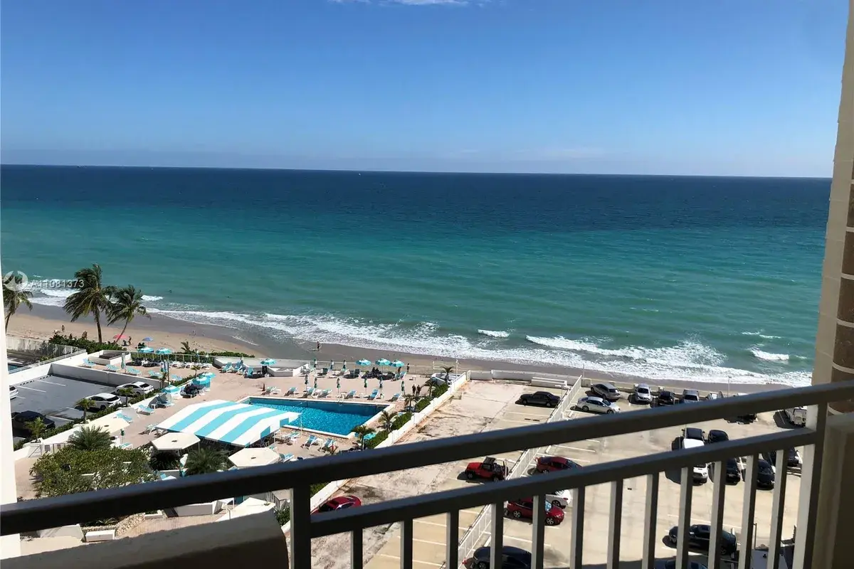3180 S Ocean Dr # 1002, Hallandale Beach FL 33009