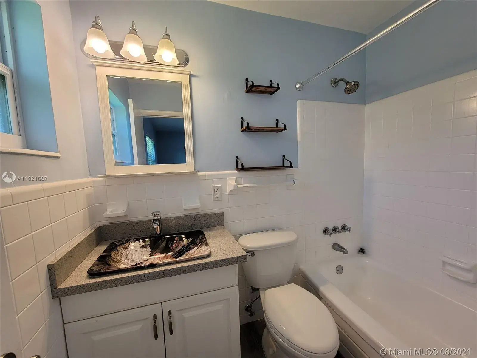 15 NE 16th St # 2, Fort Lauderdale FL 33304
