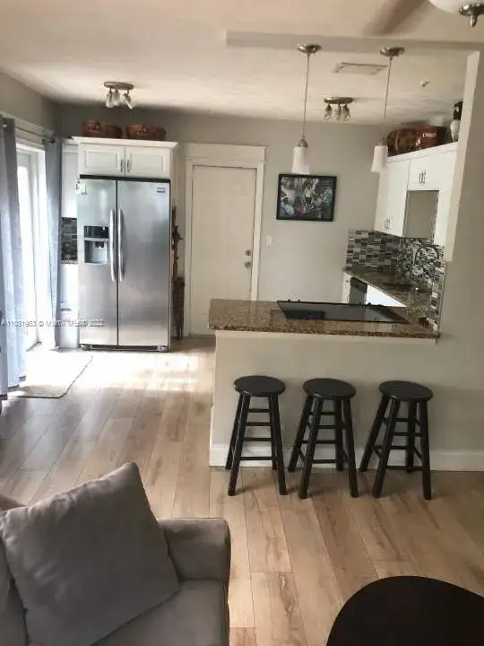 2206 N 26th Ave, Hollywood FL 33020 photo 2