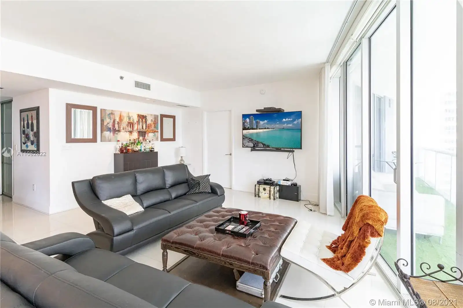495 Brickell Ave # 2704, Miami FL 33131 photo 2