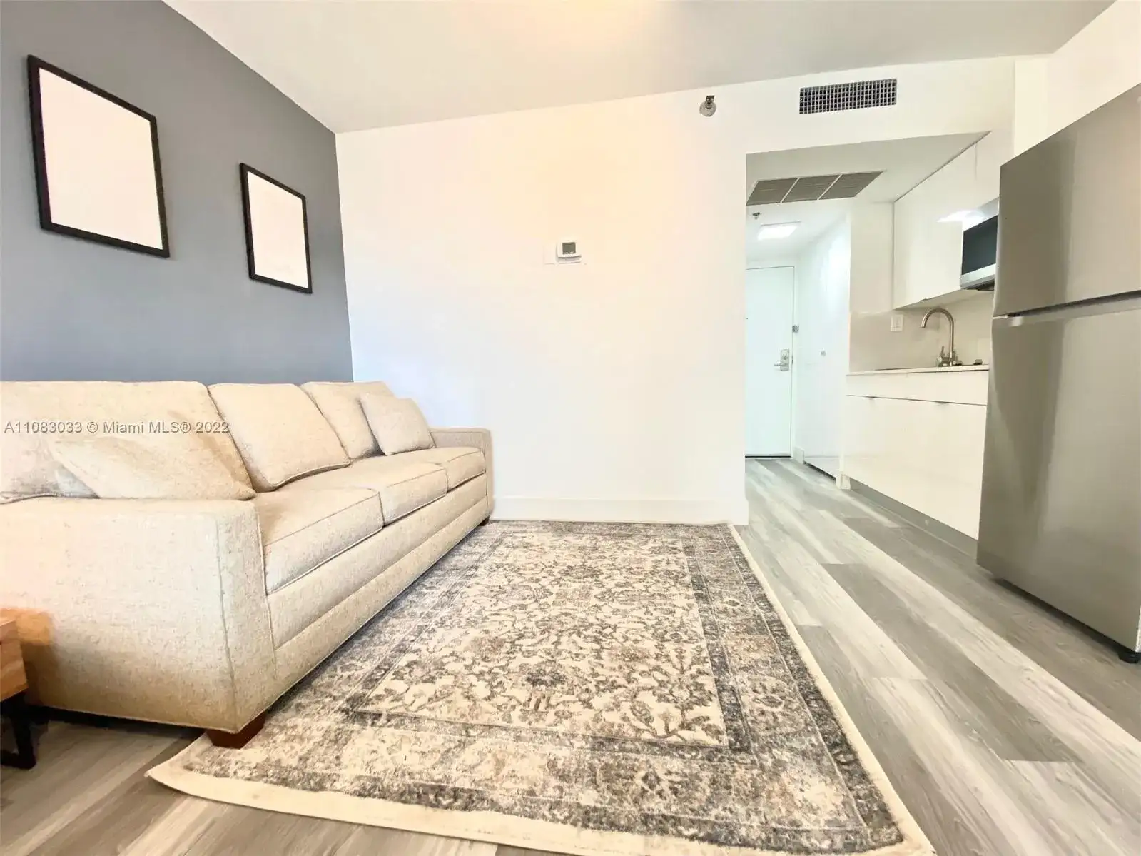 19201 Collins Ave # 124, Sunny Isles Beach FL 33160 photo 2