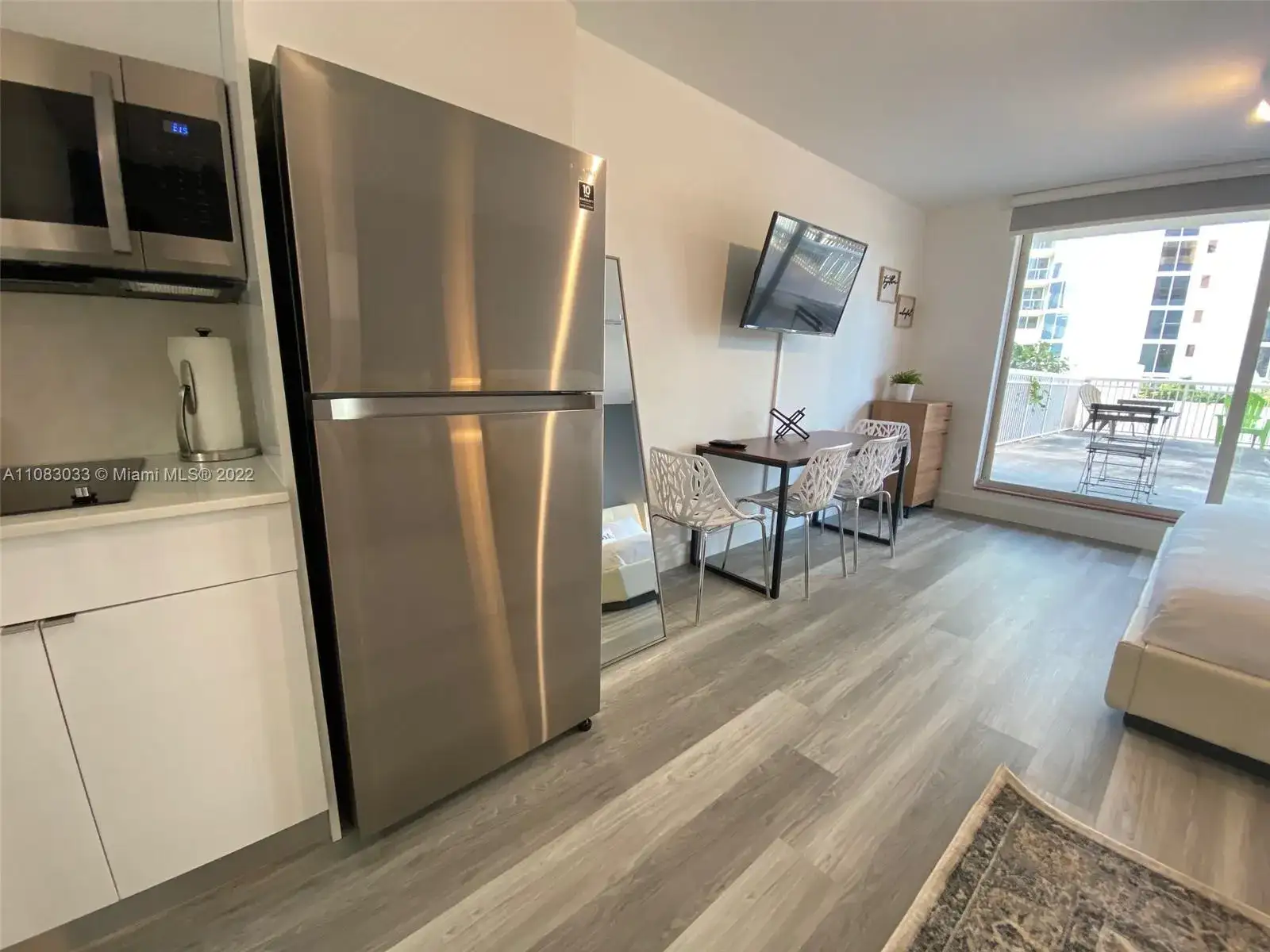19201 Collins Ave # 124, Sunny Isles Beach FL 33160 photo 4