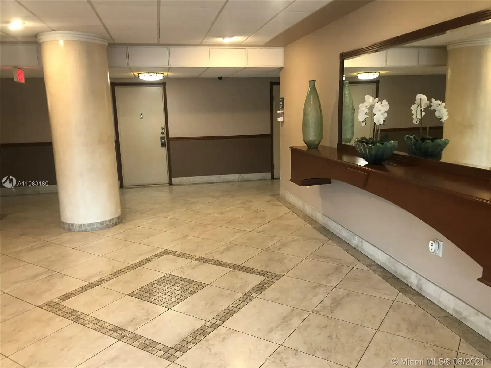 2841 NE 163rd St # 912, North Miami Beach FL 33160 photo 3