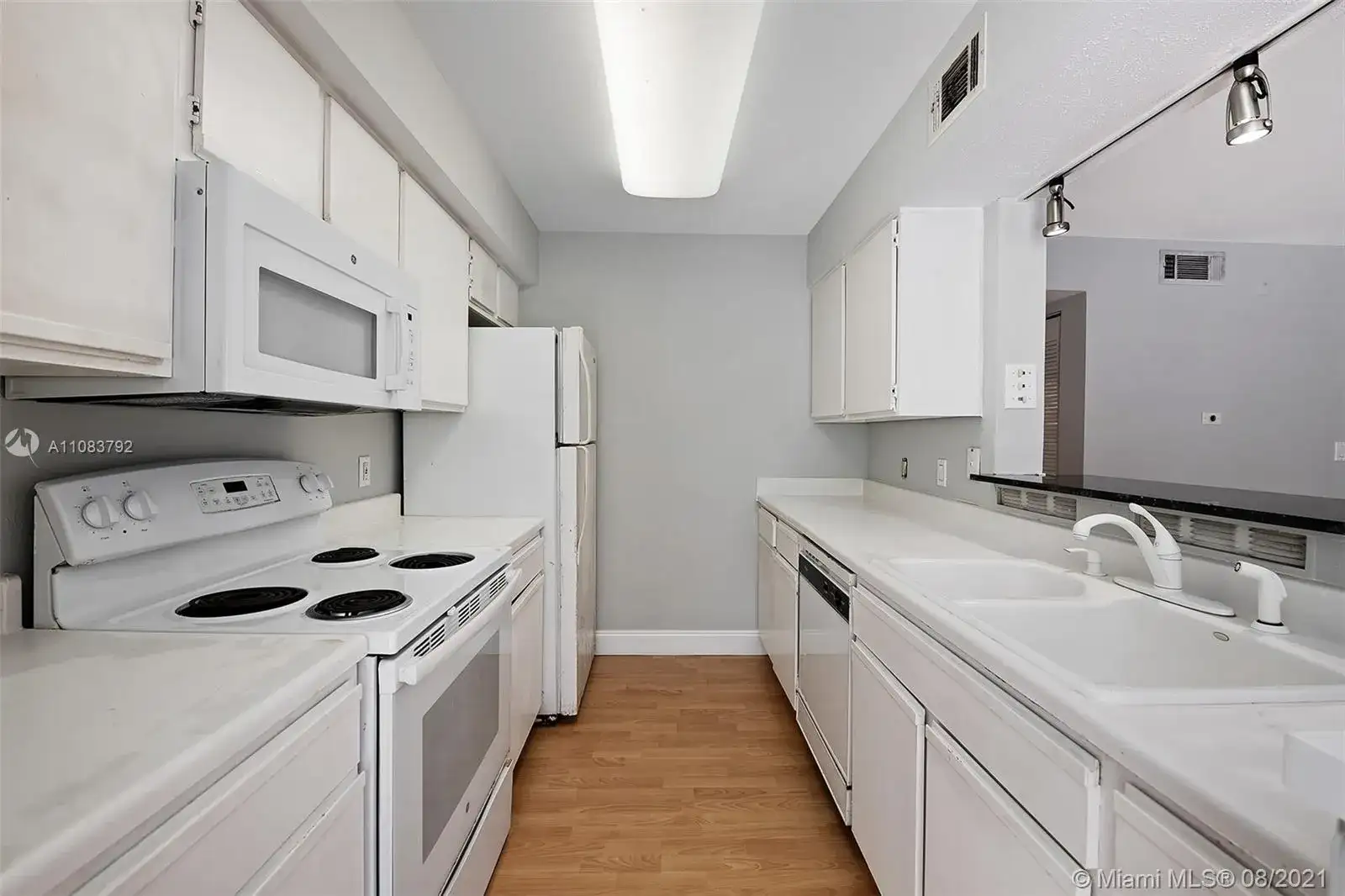 2607 NW 33rd St # 2111, Oakland Park FL 33309 photo 5