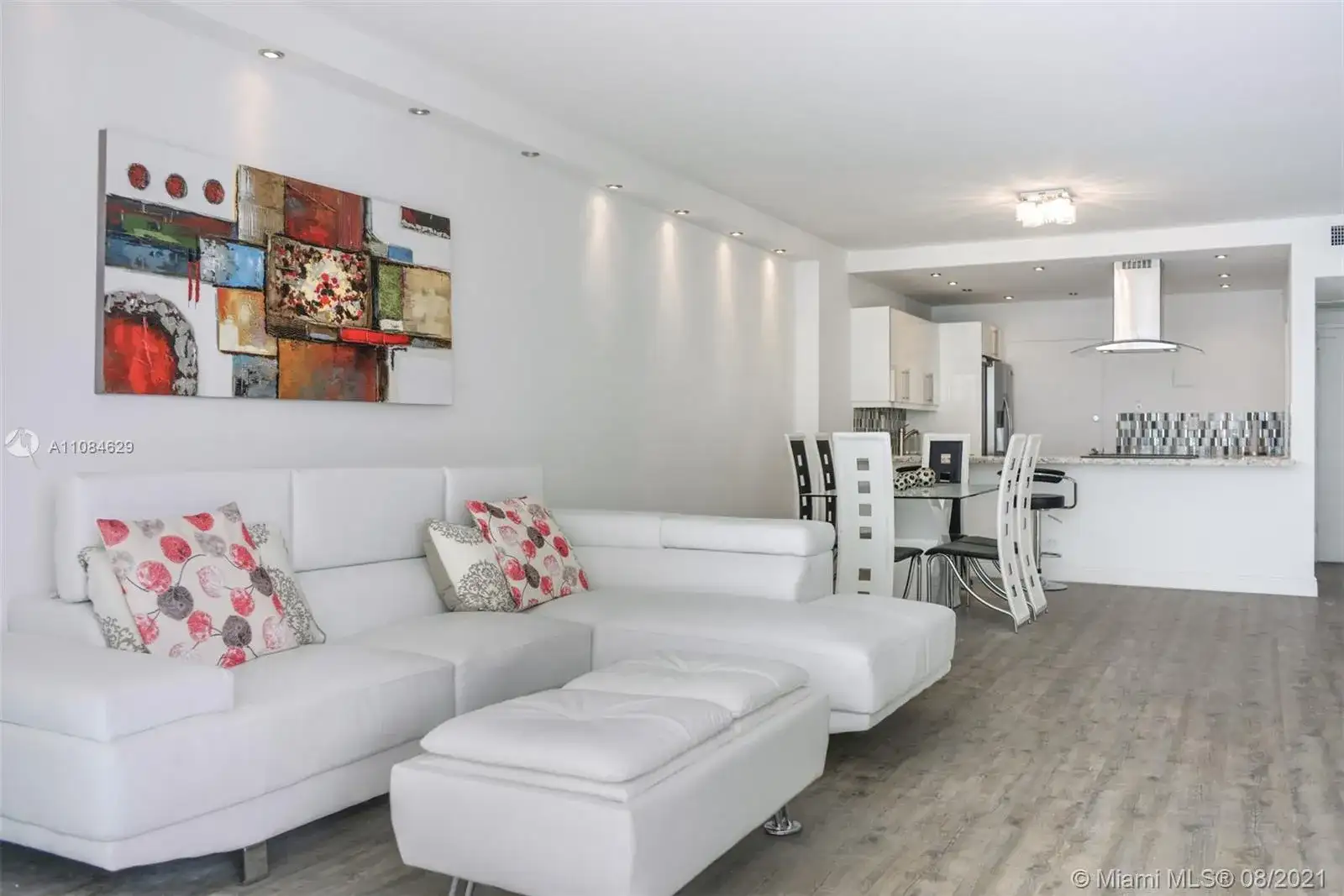 5601 Collins Ave # 9, Miami Beach FL 33140 photo 5