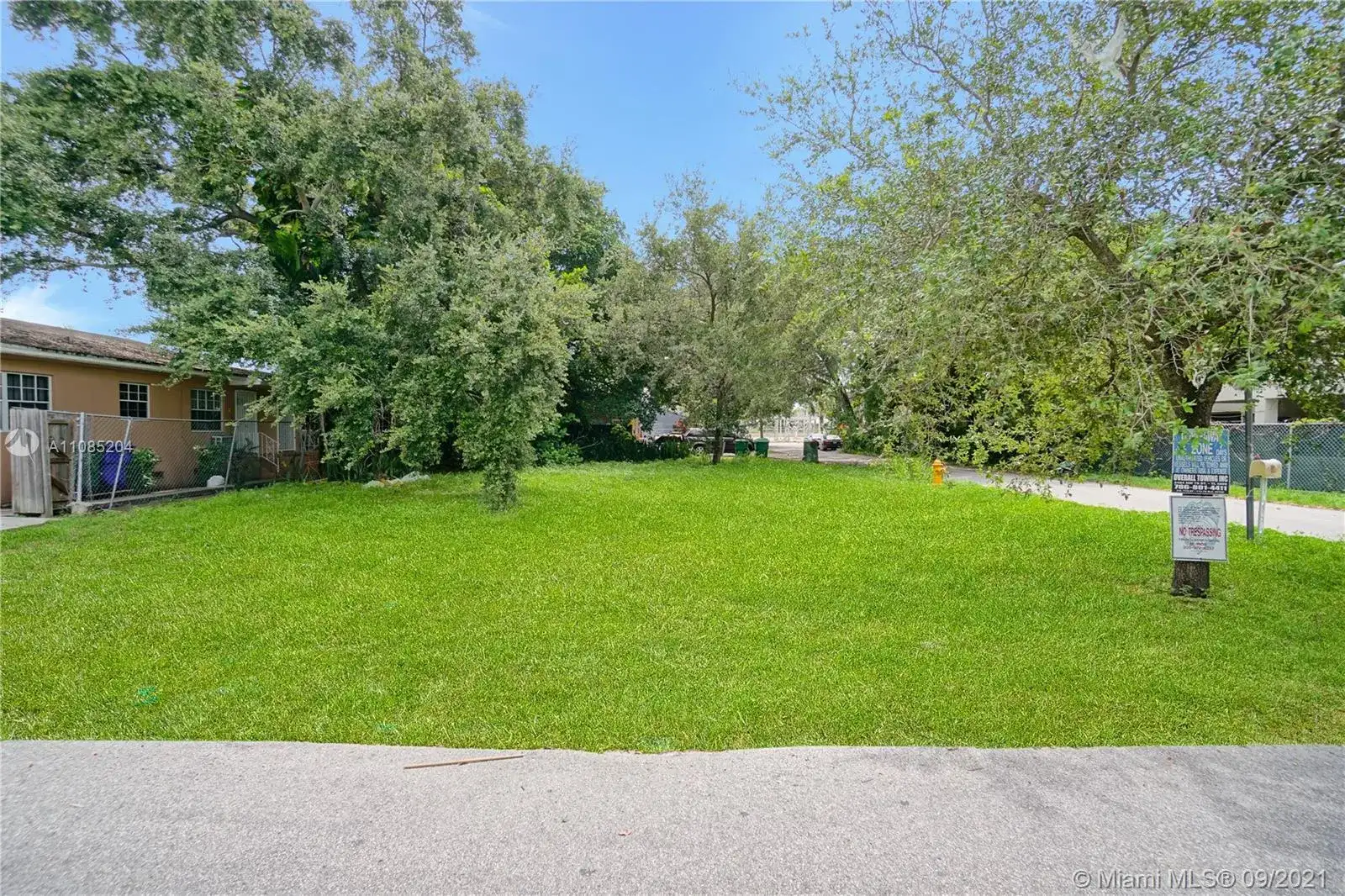 7701 NE 3rd Ct, Miami FL 33138 photo 4